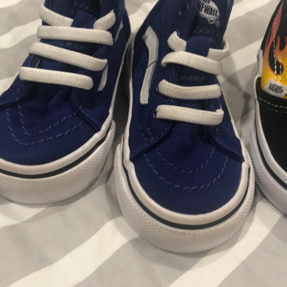 Vans bundle - Picture 6 of 7